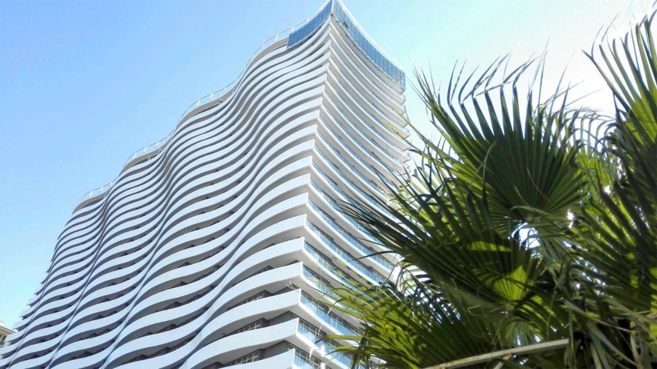 Orbi Residence Sea View Batumi Exterior photo